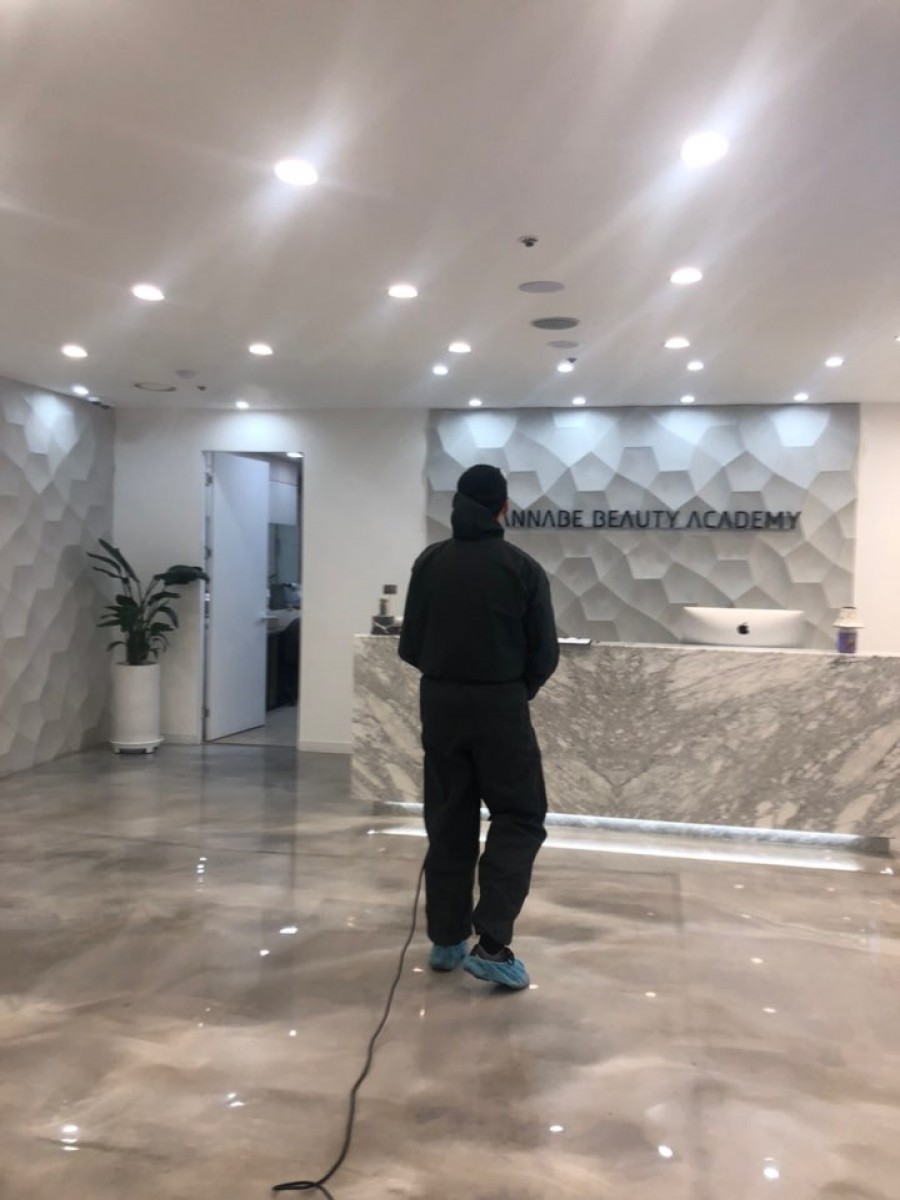 SNS